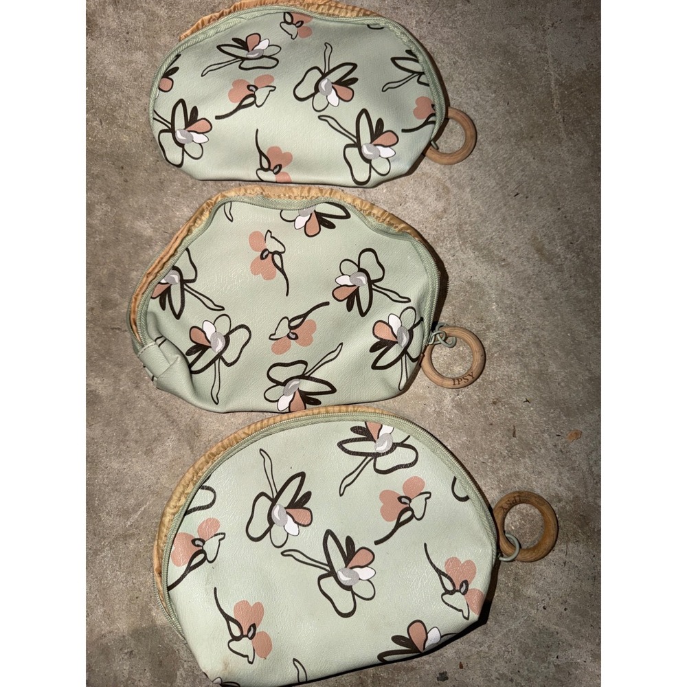 Ipsy Floral Cosmetic Bag Set Sage Green Faux Leather Makeup Pouches‎ 3 Piece Set